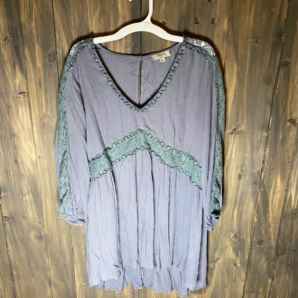 Cute blue Umgee Top Size L New Without Tags